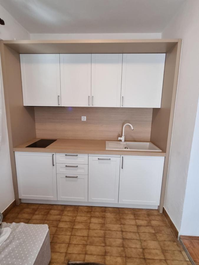 Apartments Villa Jusup Starigrad Paklenica Bagian luar foto