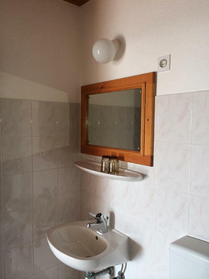 Apartments Villa Jusup Starigrad Paklenica Bagian luar foto
